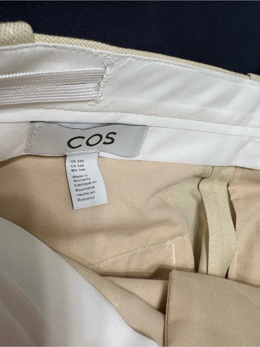 COS Relaxed Wide Leg Pleated Tailored Trousers Beige Size 4 NWT